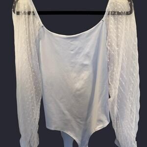 White long sleeve bodysuit